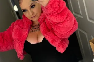 💦CAN U FIT ALL THAT DICK 🍆IN THIS TIGHT WET PUSSY💦 - Image 5