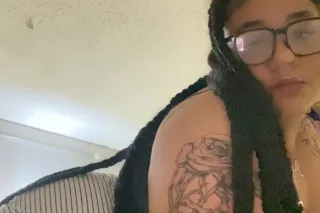 NEW TO CITY✨ Sexy Creamy & thi... - Image 1