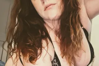 🥰 The baddest 🐇 🍑 in town ❤Goo... - Image 2