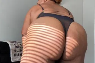 Looking for a Good Time🐱💦💦🍆 - Image 1