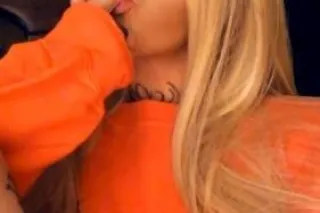 💙 IF U WANNA SEE ME ➡ MESSAGE ME ON MY 💦𝙊𝙉𝙇𝙔𝙁𝘼𝙉𝙎💦 AND I WILL MESSAGE YOU BACK ⬇ 𝙄𝙉𝙎𝙏𝘼𝙉𝙏𝙇𝙔 PRESS DOWN ON MY ONLYFANS LINK BELOW AND PRESS OPEN 👇 https://onlyfans.com/wettitaliansophia - Image 10