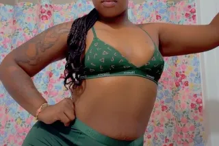 SUPERSOAKER💦🤩🩷Upscale 🥂👠Sexy S... - Image 2